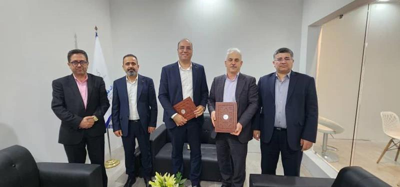 در ایران پتروکم  توافقات یک همتی فجر انرژی با تولیدکنندگان داخلی صنعت پتروشیمی منعقد شد