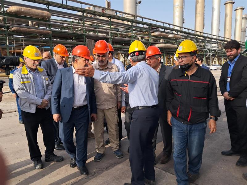 بازدید ادواری مدیران ارشد هلدینگ خلیج فارس از شرکت‌های پتروشیمی ماهشهر خوزستان